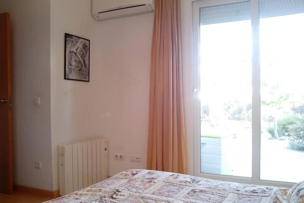 Apartment Bonito De 3 Hab. Con Jardin *